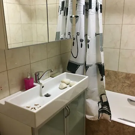 Garage Studio Apartment Athens